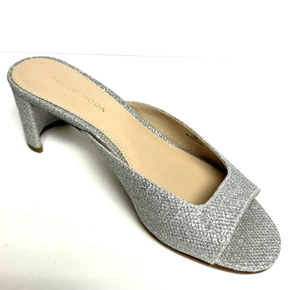 NWOB, Pelle Moda Silver Sparkle‎ Heels